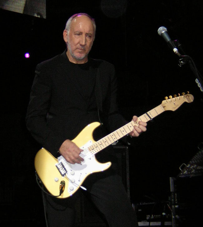 Pete with gold Fender